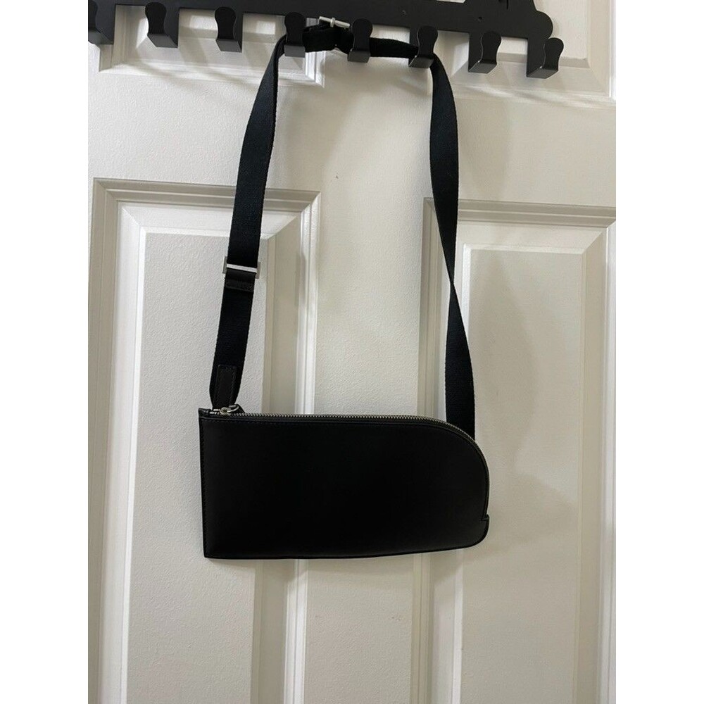 EVERLANE Black Calfskin The Leather Sling Crossbody Minimalist Bag Italy $129
